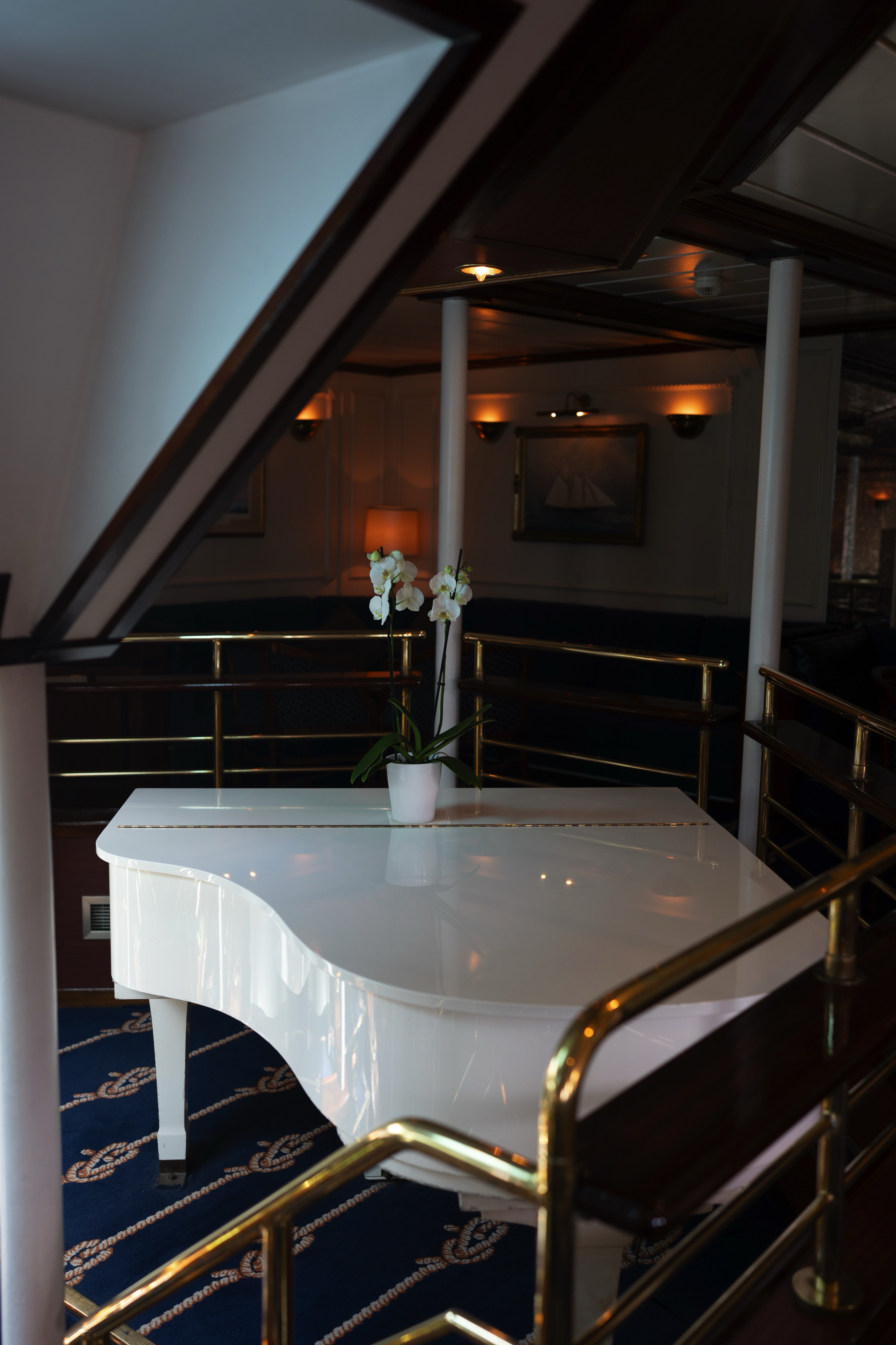 Star Clipper - Piano Bar and Lounge